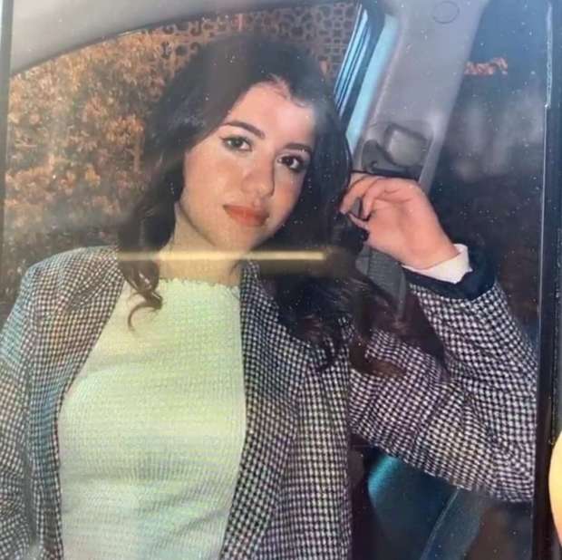 نيرة طالبة جامعة المنصورة